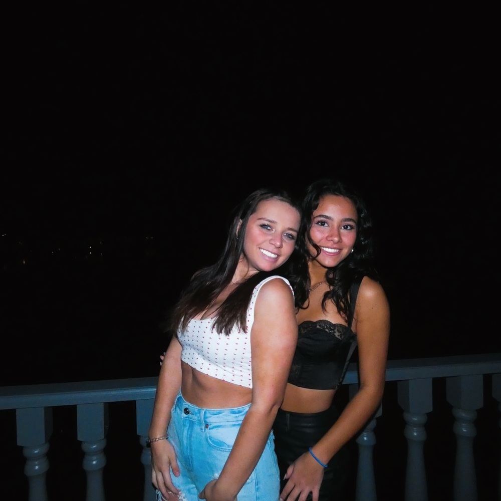 Meet your Posher, Caroline